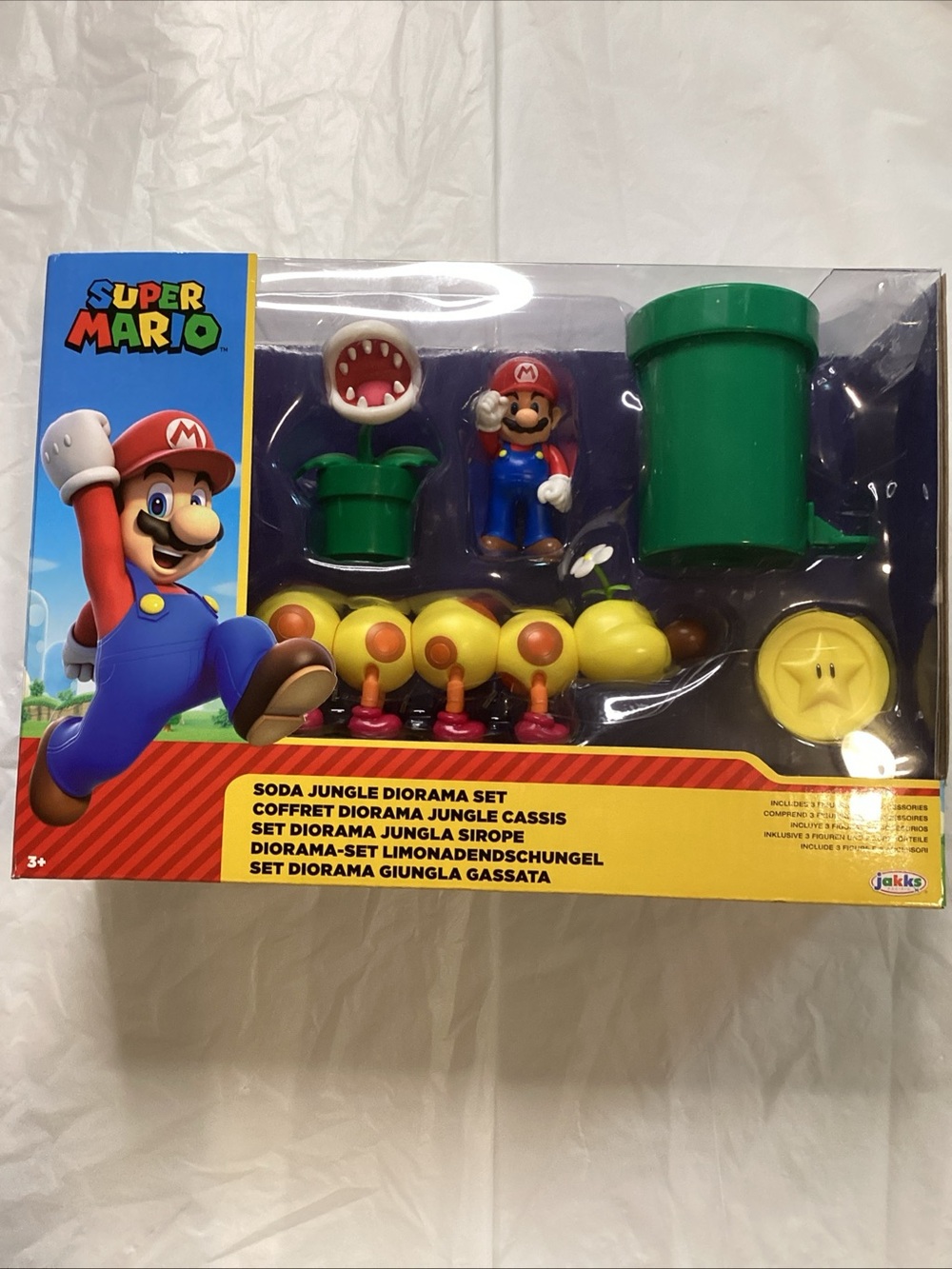 Nintendo Soda Jungle Diorama Set - Mario Figure & Accessories (Green/Yellow)
